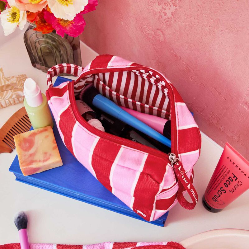 Dock & Bay Toiletry Bag image number 1